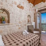 Strofilia Authentic Villas